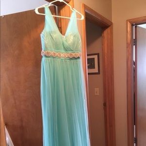 Size 8 dress with beaded belt attached